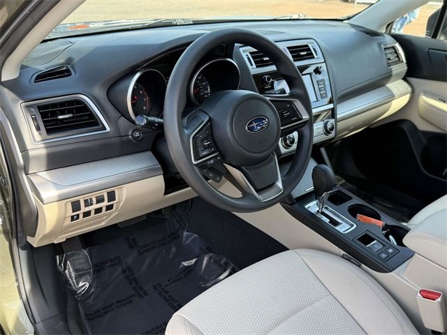 2018 Subaru Outback 2.5i photo 2
