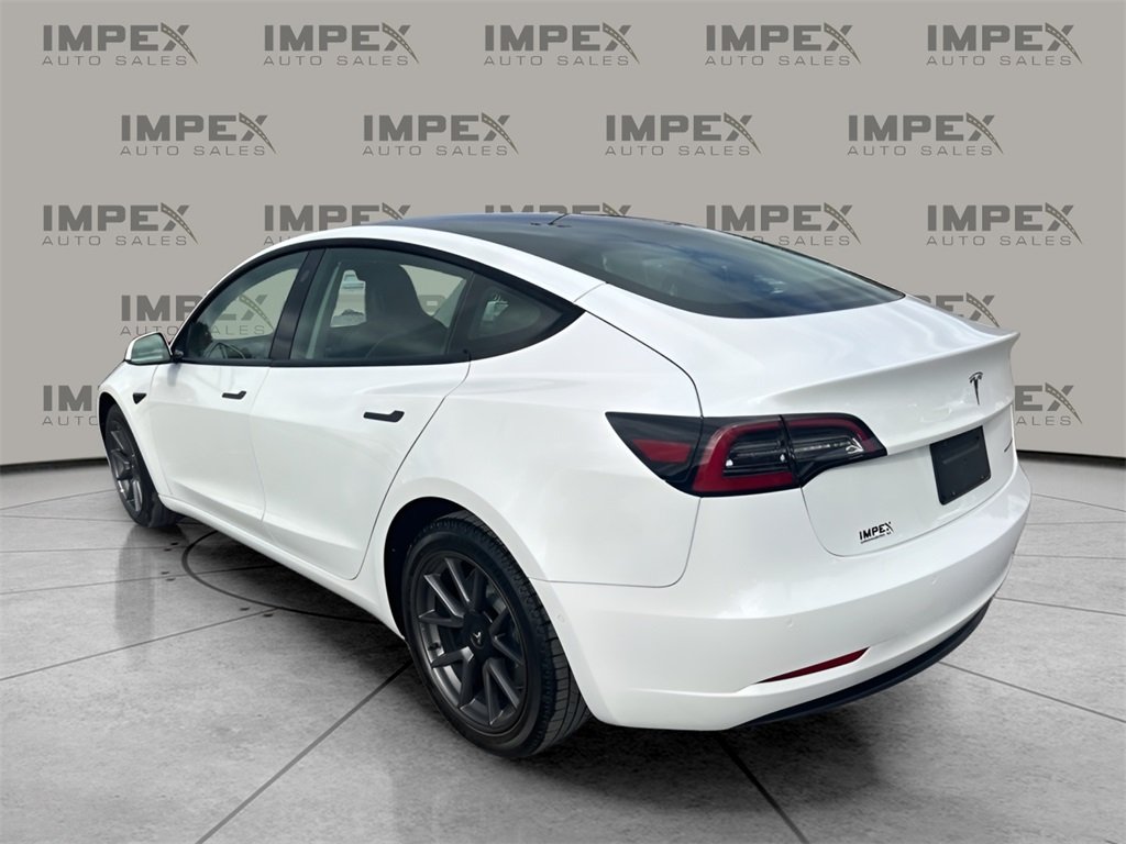 2022 Tesla Model 3 Long Range photo 3