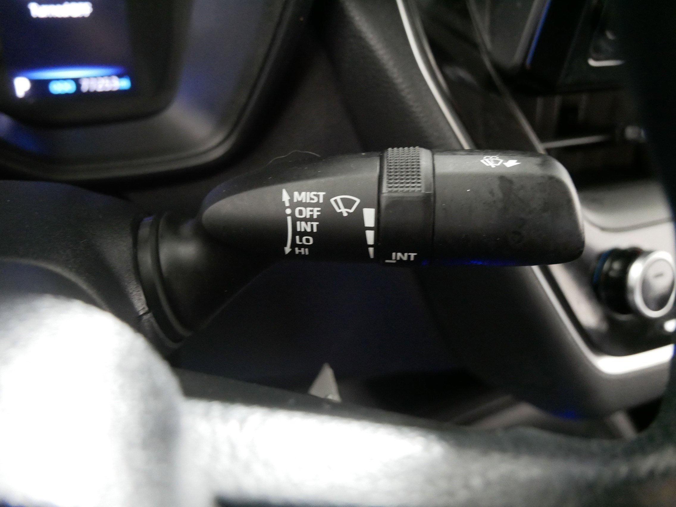 2022 Toyota Corolla LE photo 29
