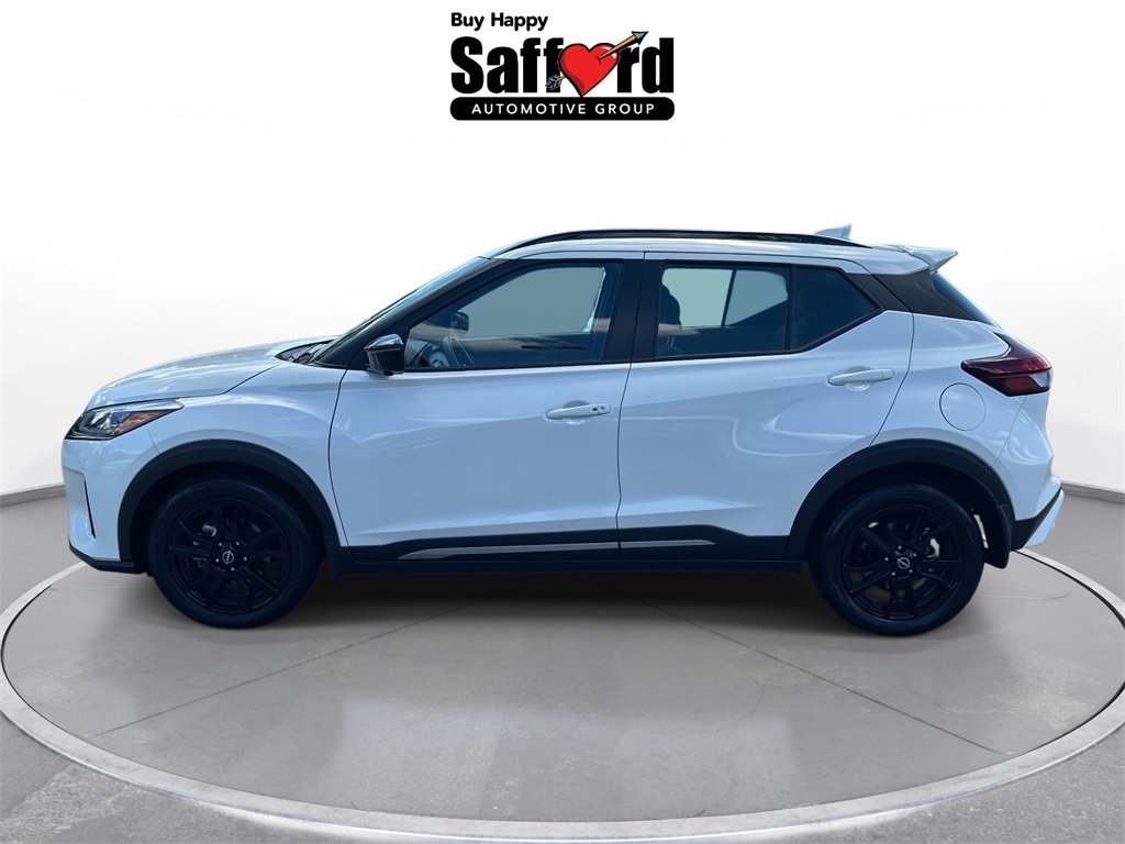 2024 Nissan Kicks SR photo 4