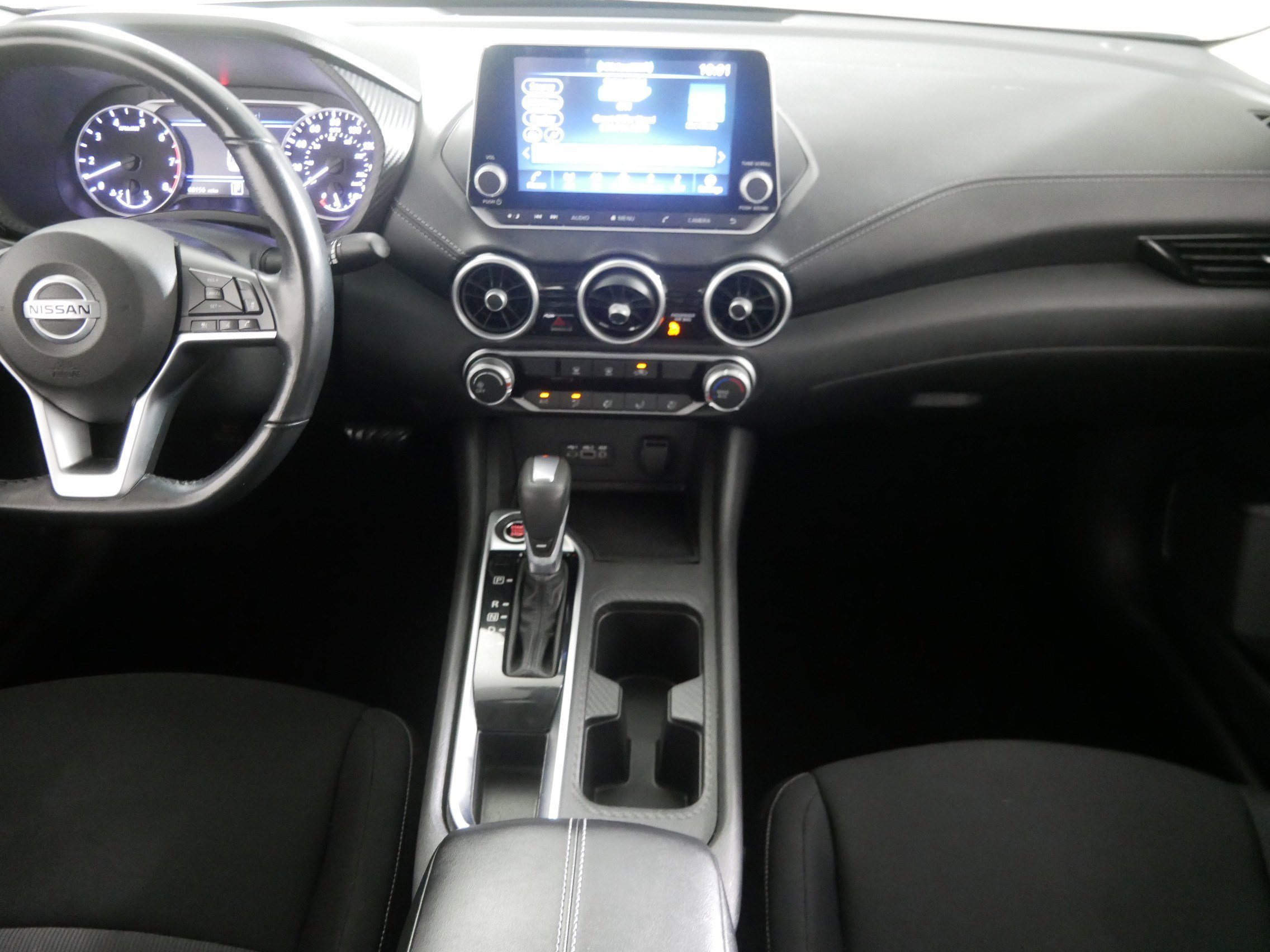2022 Nissan Sentra SV photo 10