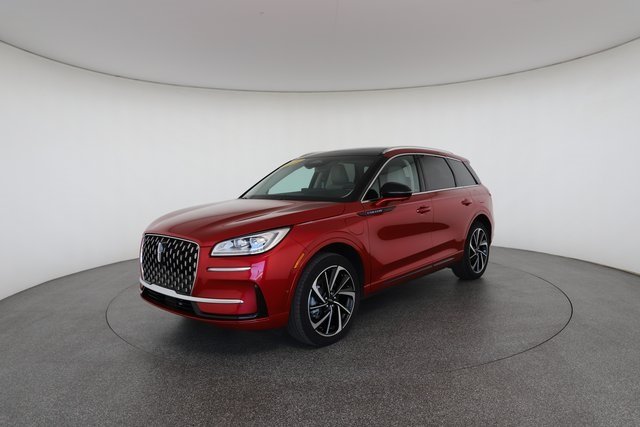2023 Lincoln Corsair Grand Touring photo 2