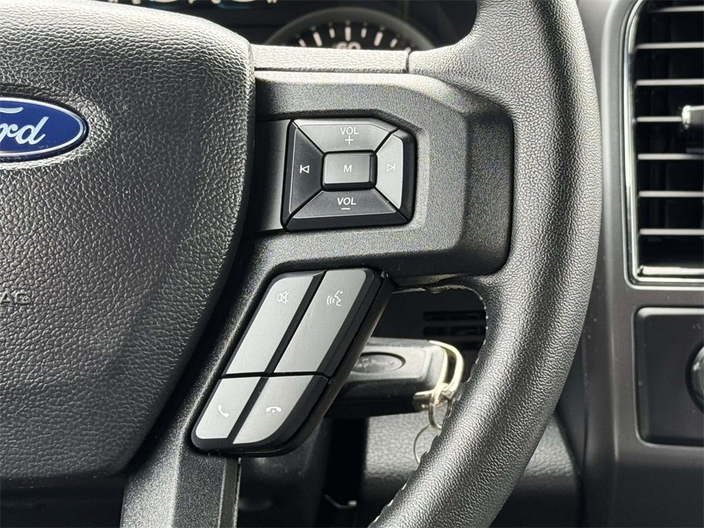 2019 Ford F-150 XLT photo 19