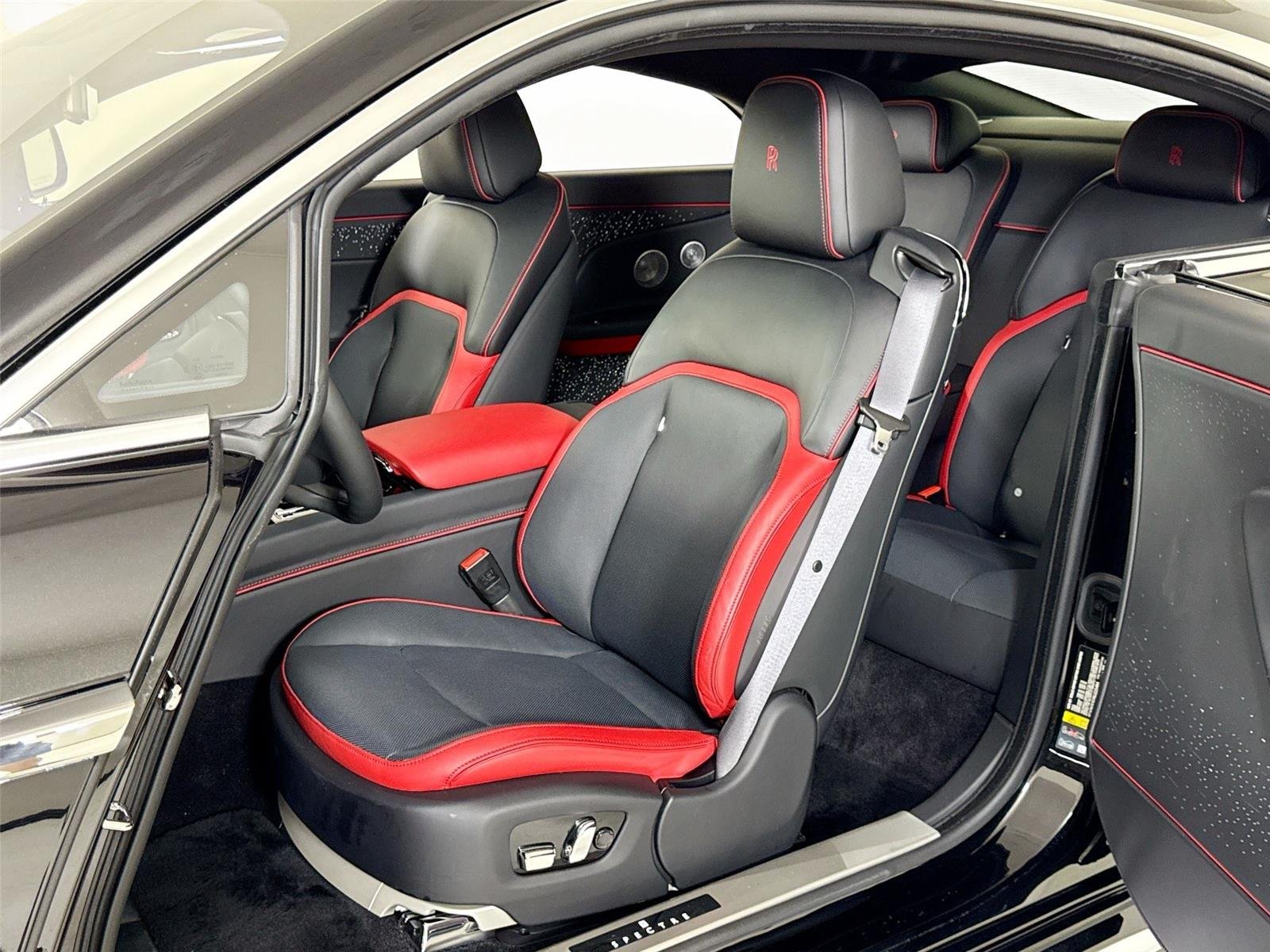 2024 Rolls Royce Spectre photo 11