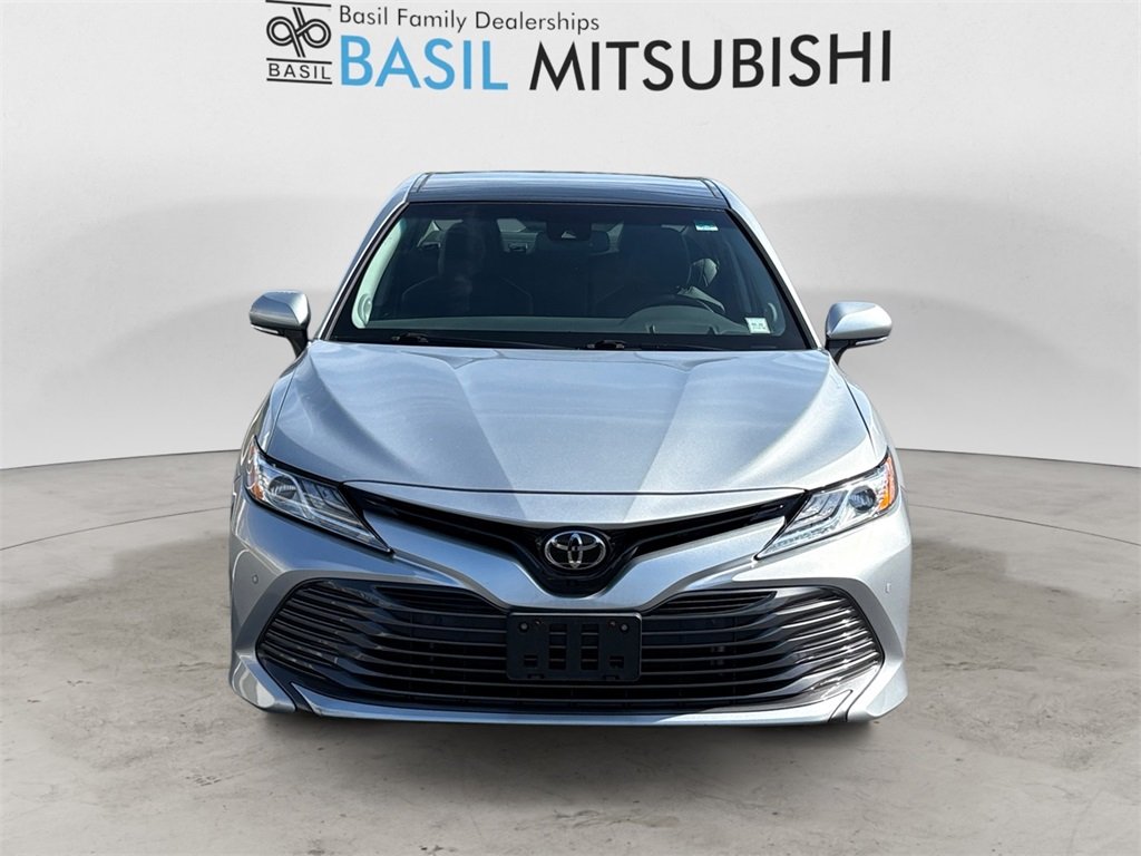 2018 Toyota Camry XLE V6 photo 8