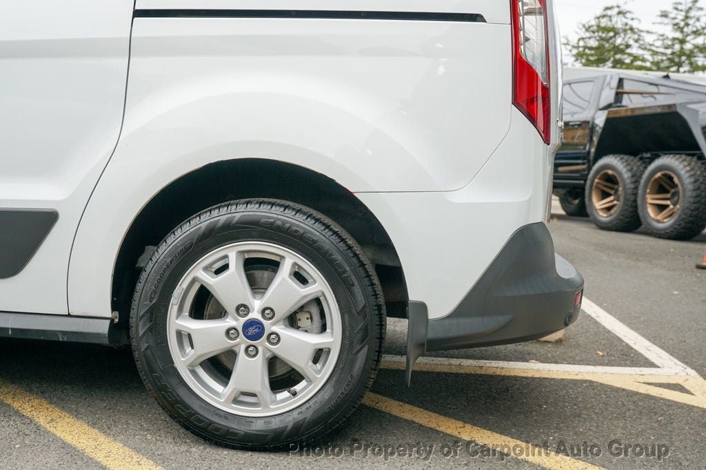 2018 Ford Transit Van XLT photo 4