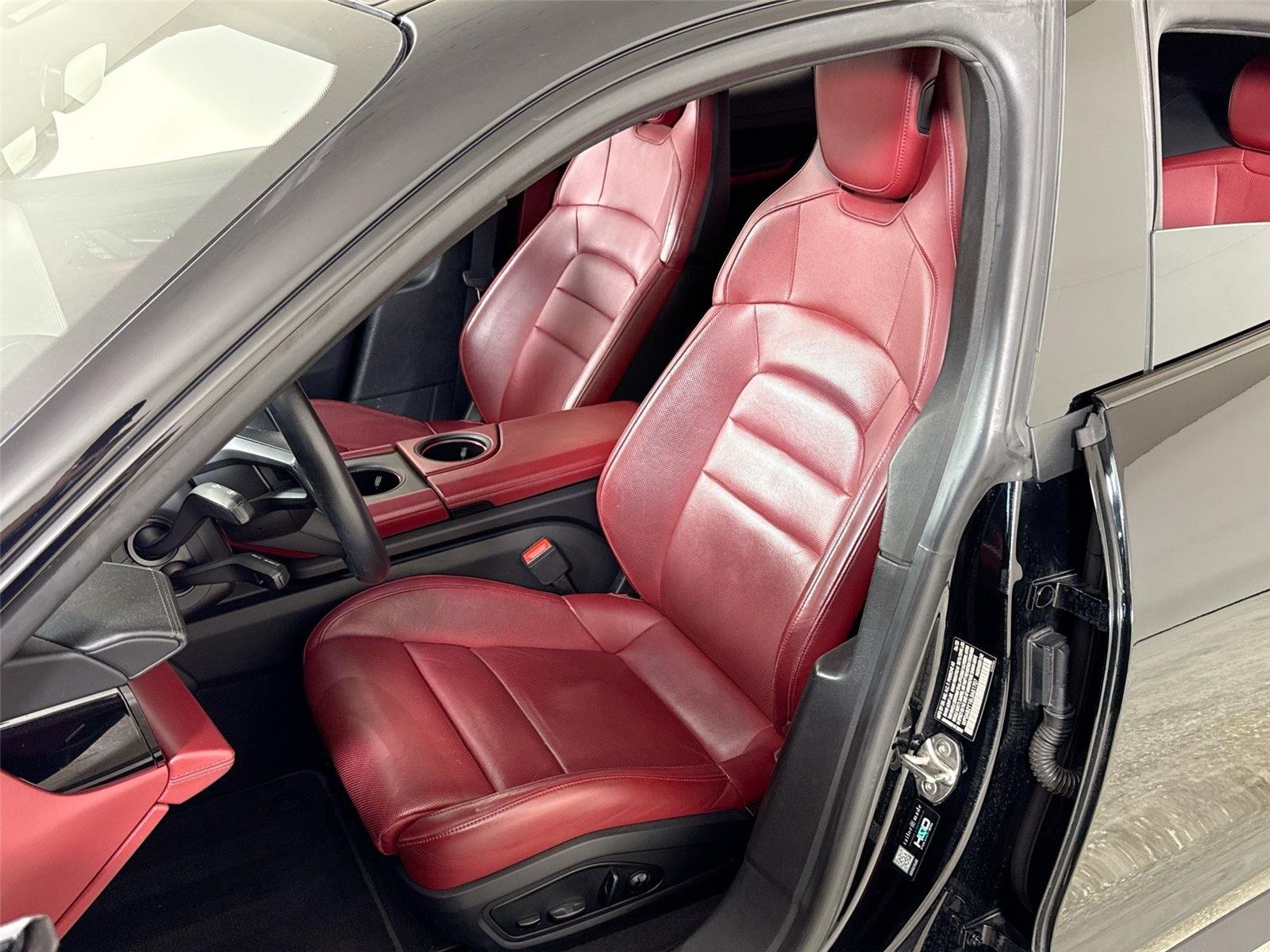 2020 Porsche Taycan 4S photo 10