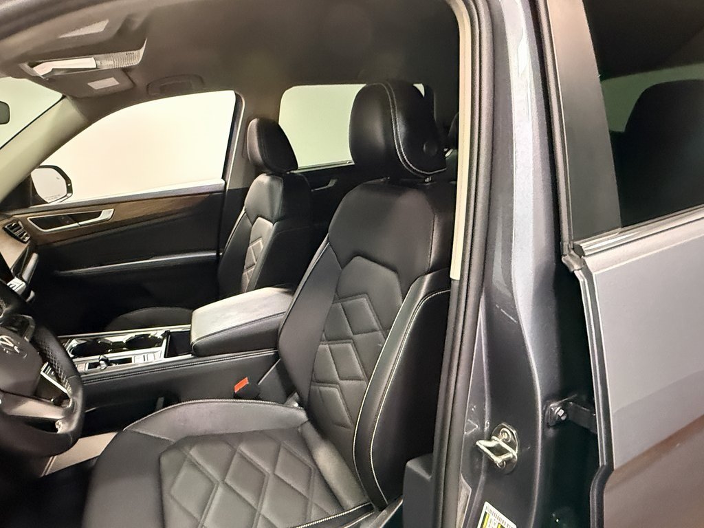 2025 Volkswagen Atlas SE Technology photo 49