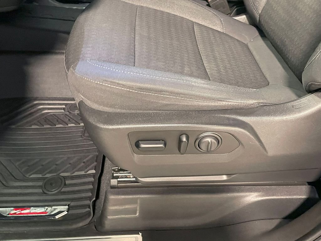2021 Chevrolet Silverado 1500 RST photo 19