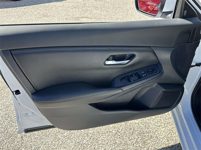 2022 Nissan Sentra SV photo 28