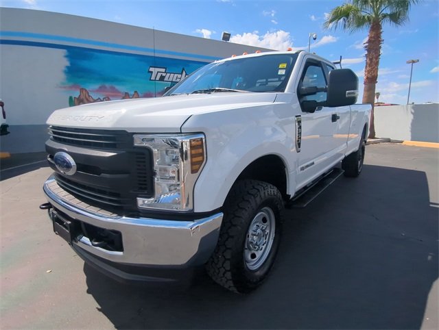 2019 Ford F-350 photo 2