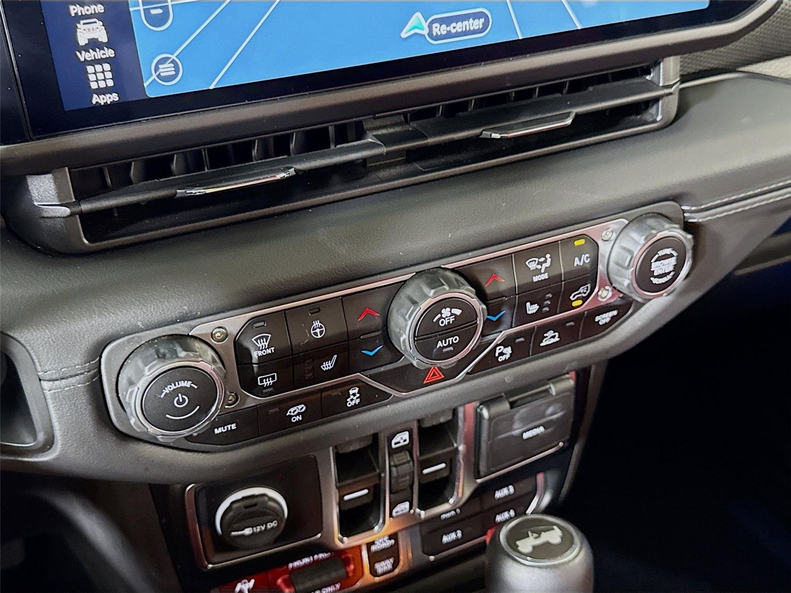 2024 Jeep Wrangler Rubicon 392 photo 16