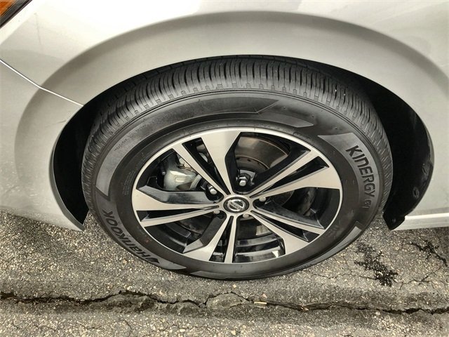 2023 Nissan Sentra SV photo 2