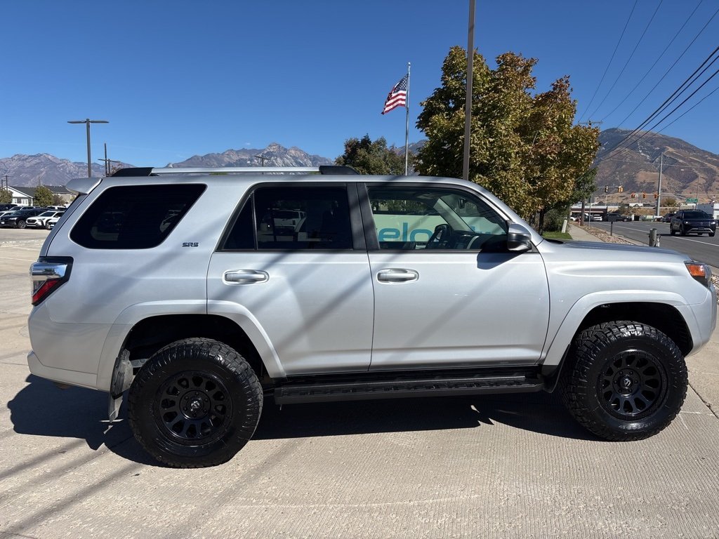 2024 Toyota 4Runner SR5 photo 4