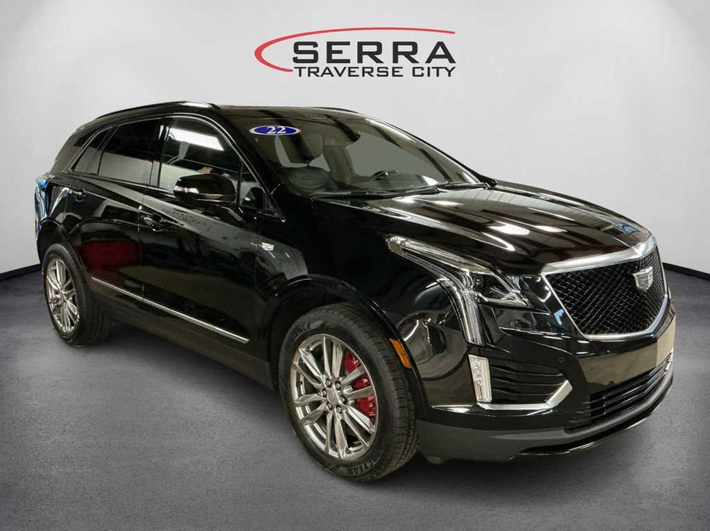 2022 Cadillac XT5 Sport photo 3