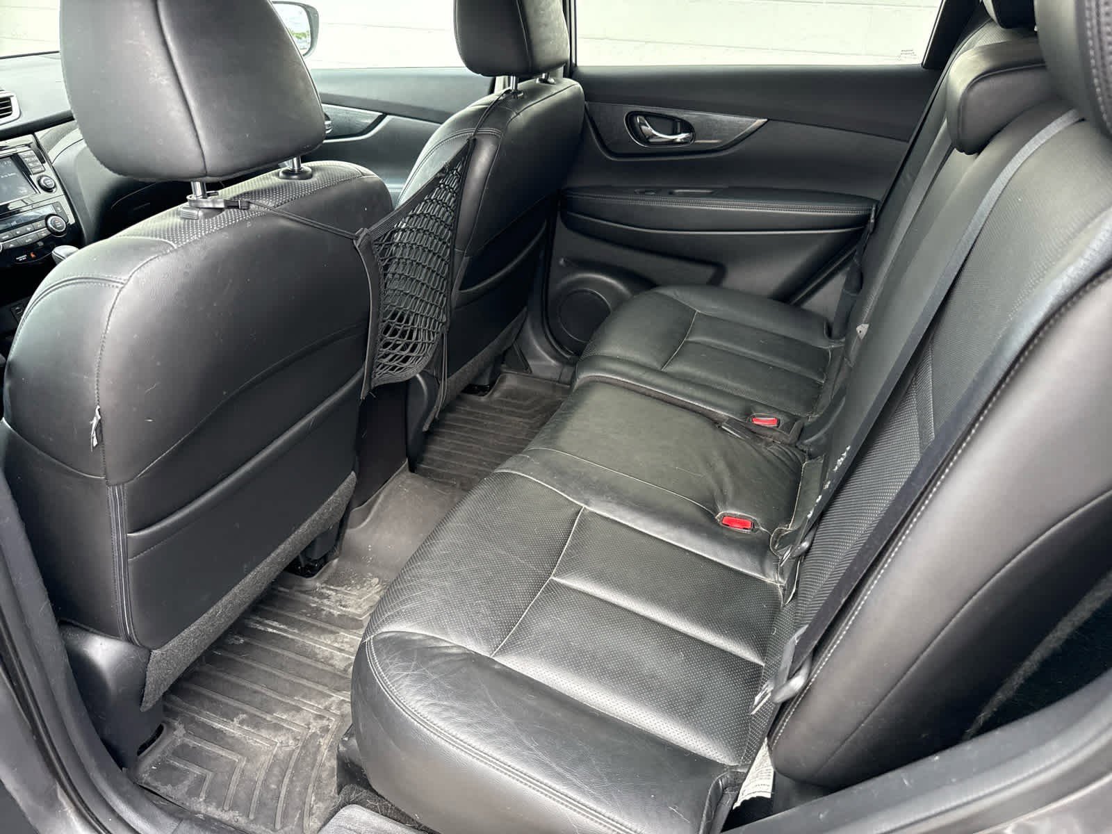 2015 Nissan Rogue SL photo 6