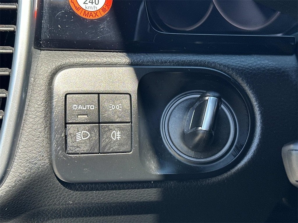 2022 Porsche Cayenne Base photo 26