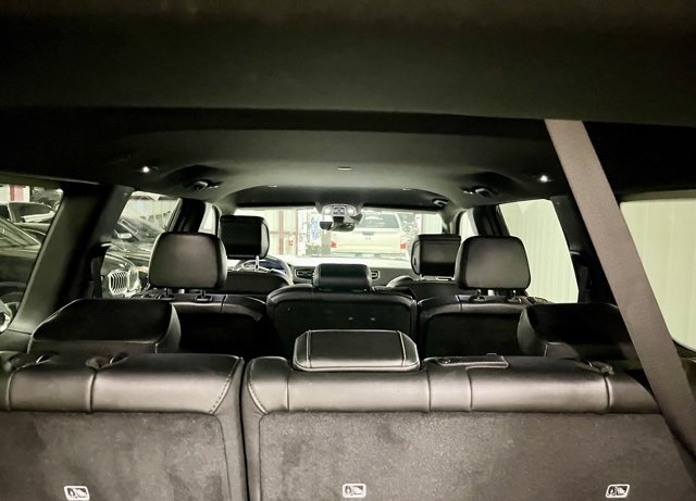 2024 Jeep Wagoneer L Series III photo 3