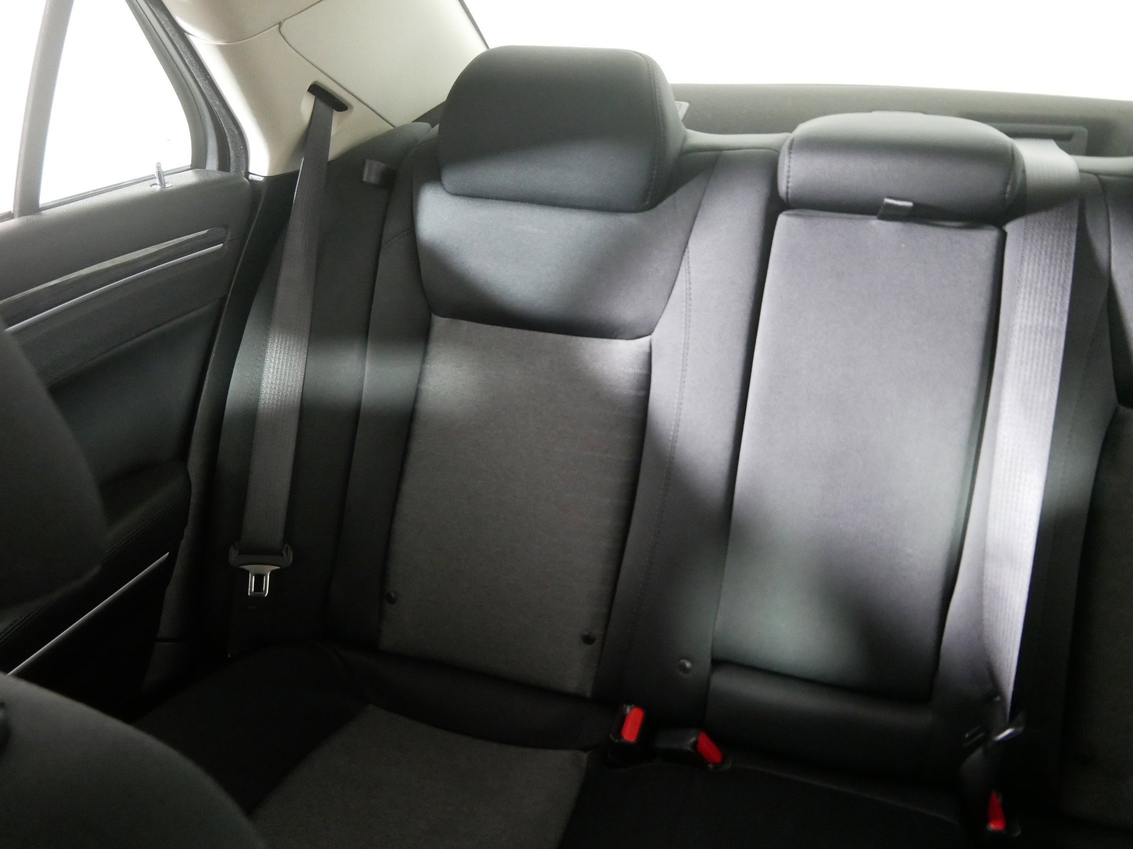 2022 Chrysler 300 Touring photo 12