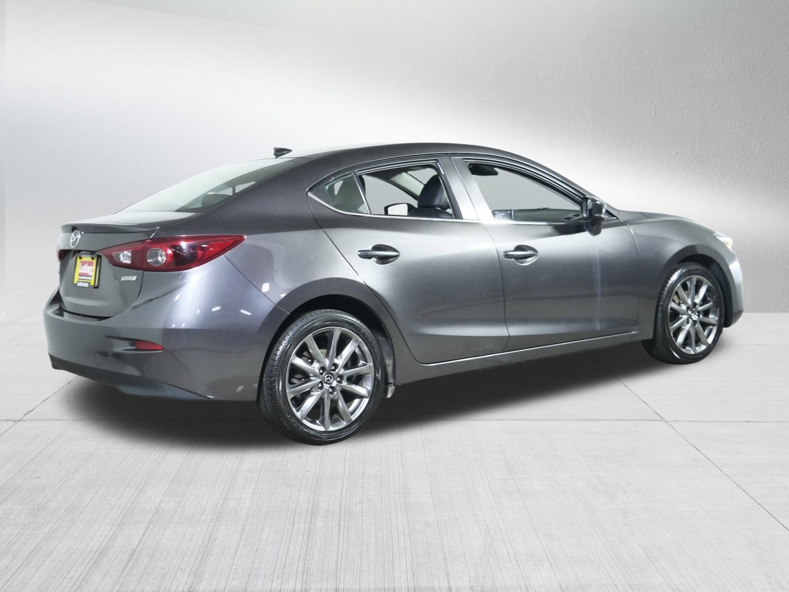 2018 Mazda Mazda3 Grand Touring photo 7