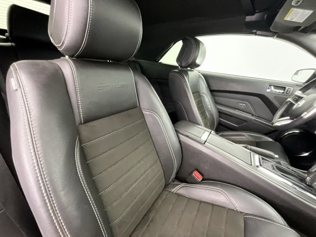 2014 Ford Mustang GT Premium photo 11