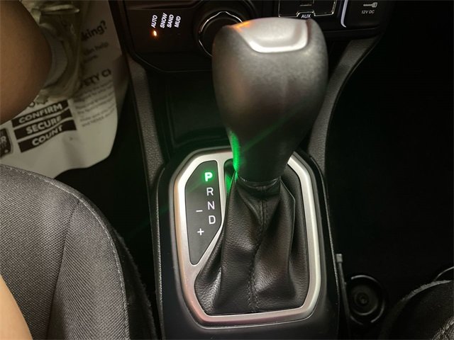 2023 Jeep Renegade Latitude Upland photo 15