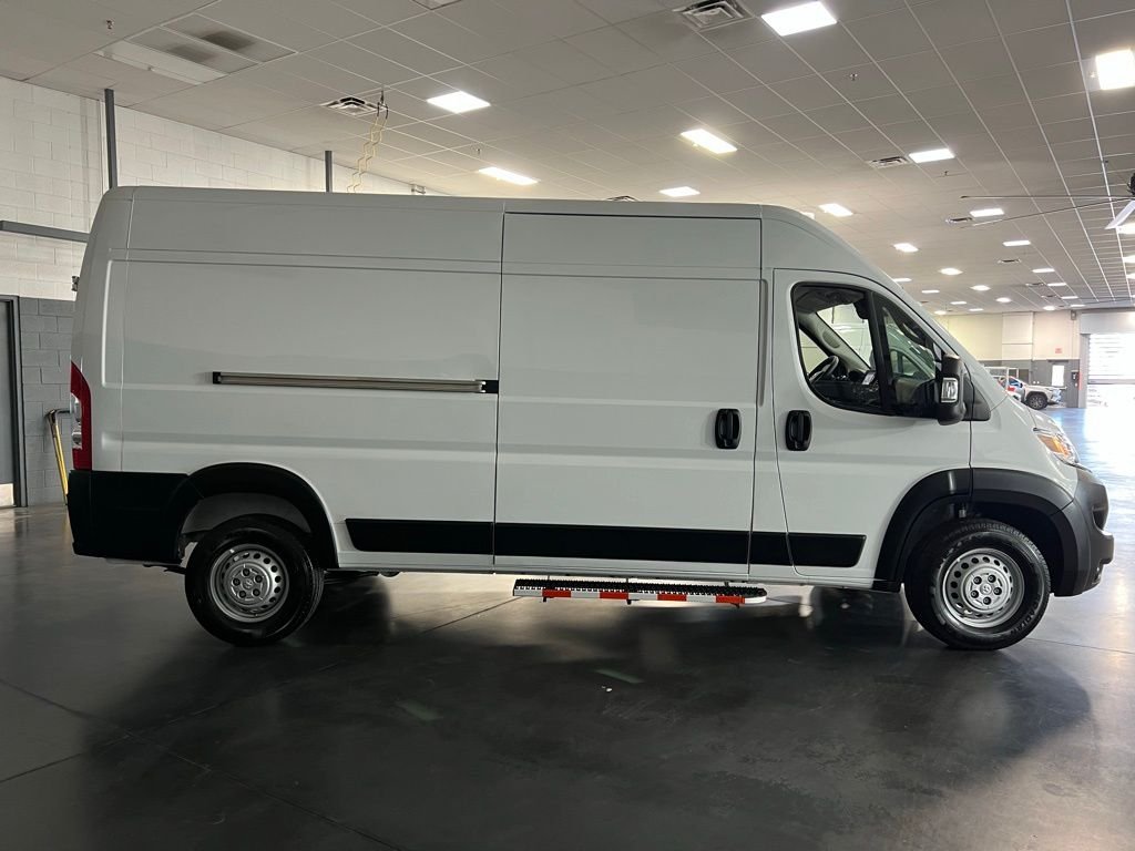 2025 Ram ProMaster 2500 photo 4
