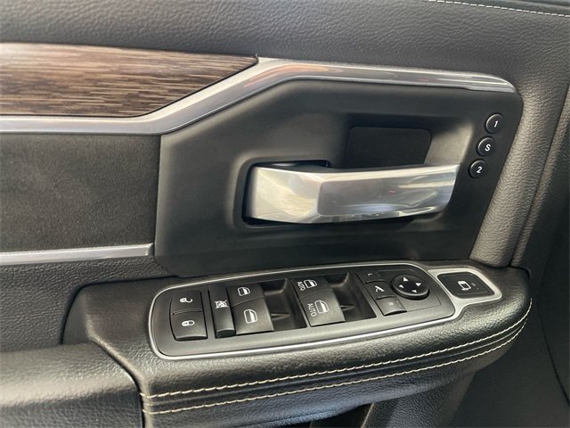 2020 Ram 3500 Laramie photo 13