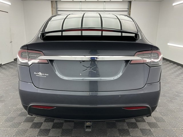 2016 Tesla Model X 90D photo 21