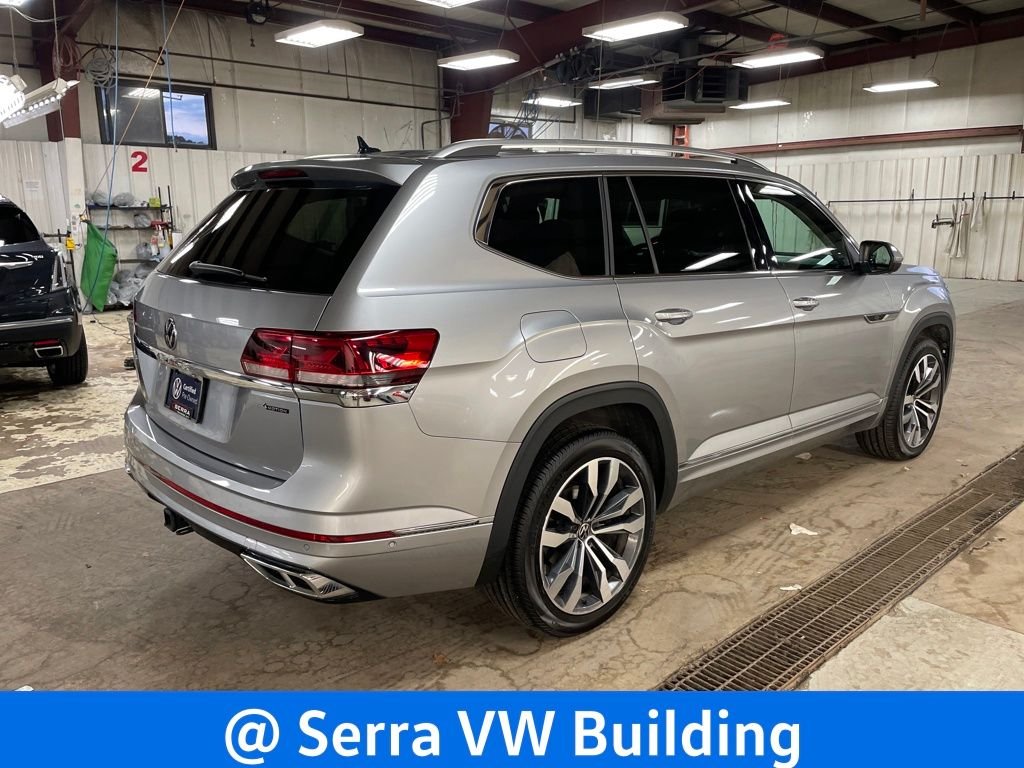 2023 Volkswagen Atlas V6 SEL Premium R-Line photo 3