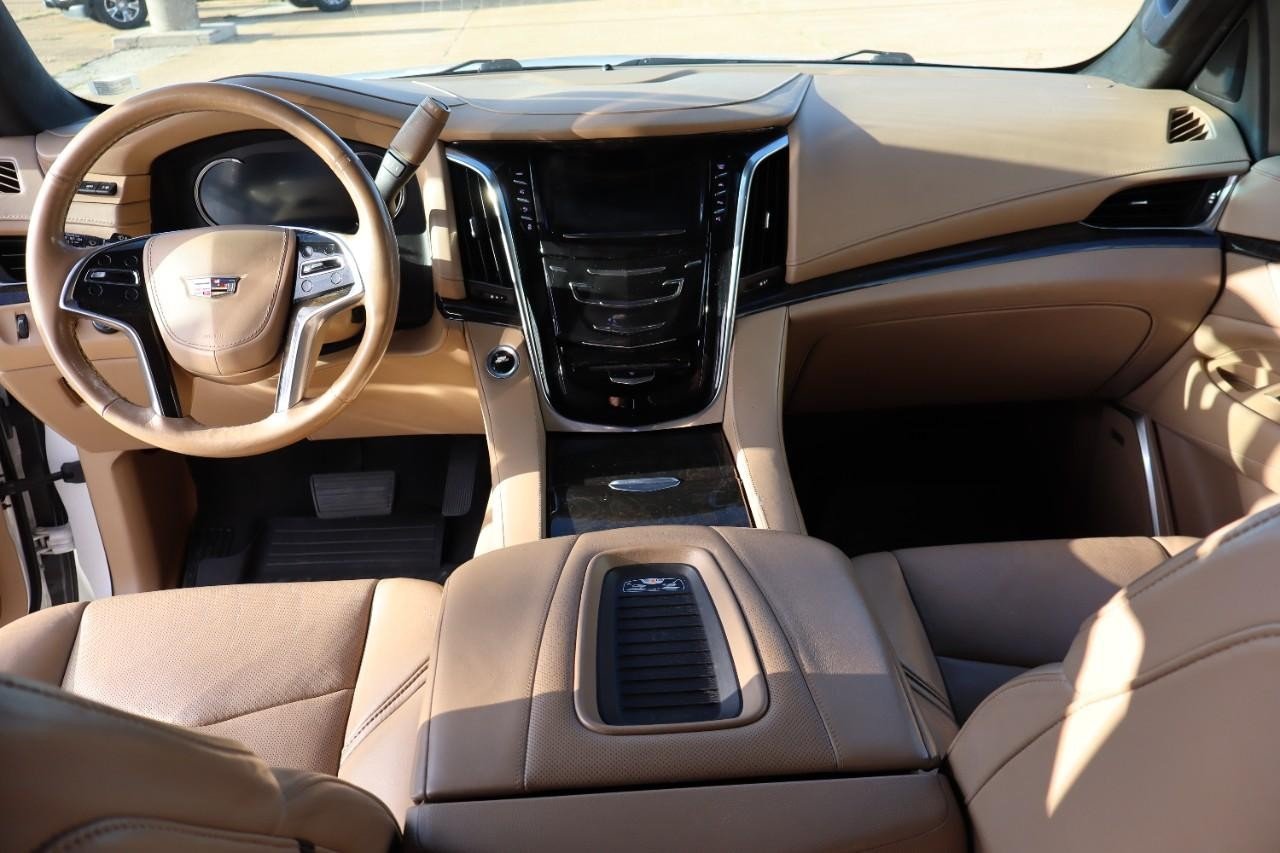 2019 Cadillac Escalade ESV Platinum photo 12