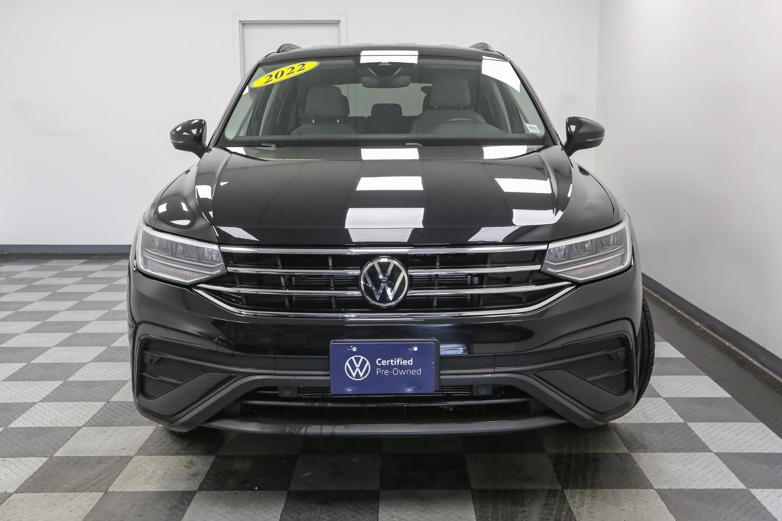 2022 Volkswagen Tiguan S photo 3