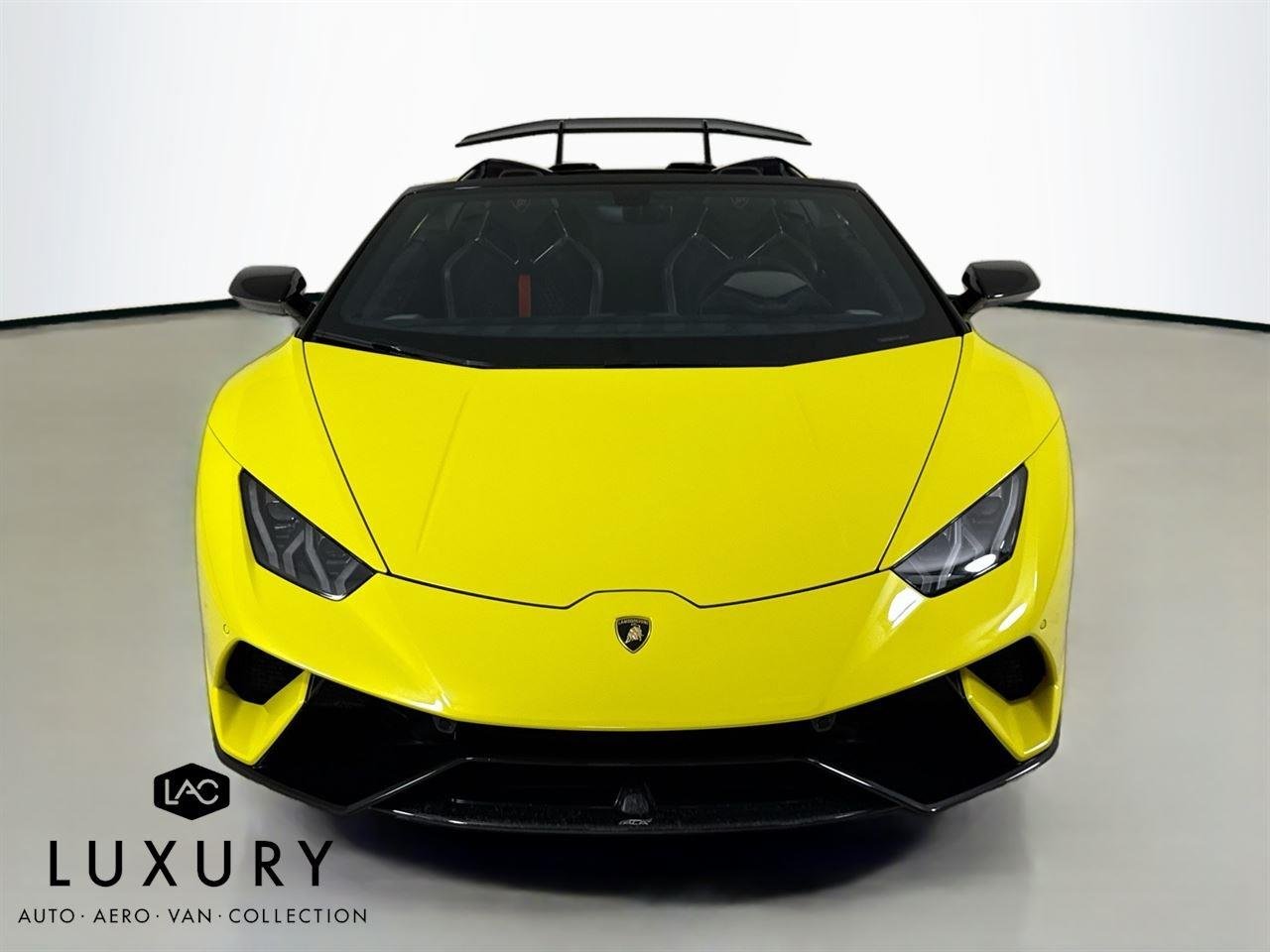 2019 Lamborghini Huracan Spyder Performante photo 9