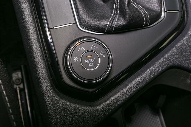 2024 Volkswagen Taos SE photo 27