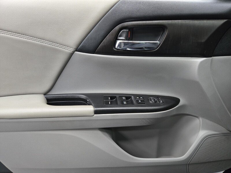 2013 Honda Accord EX photo 15