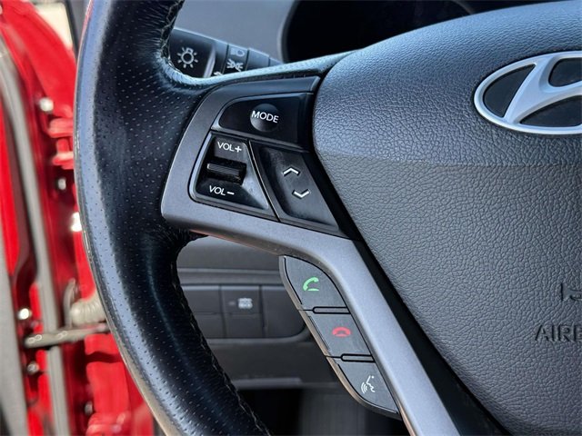 2016 Hyundai Veloster Turbo photo 22