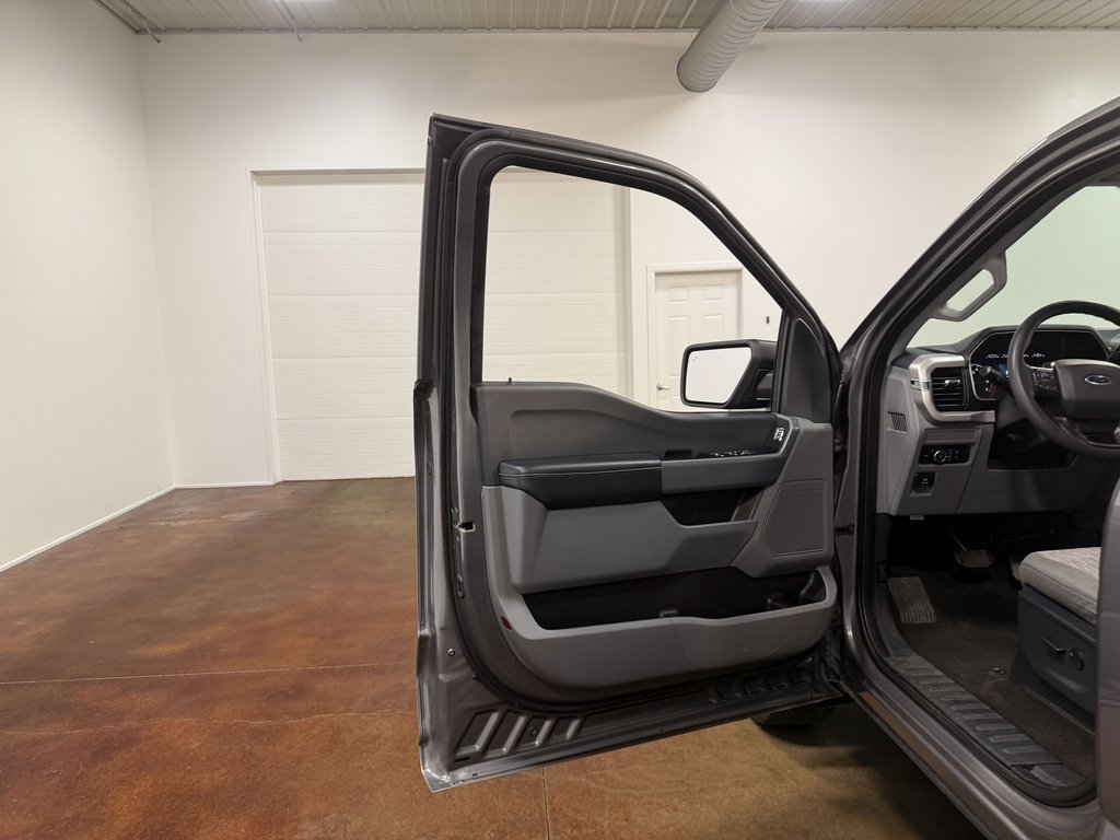 2023 Ford F-150 XLT photo 51