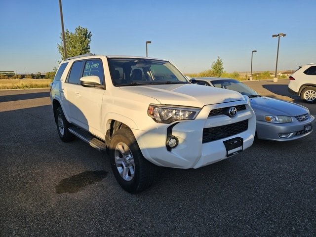 2018 Toyota 4Runner SR5 Premium photo 3