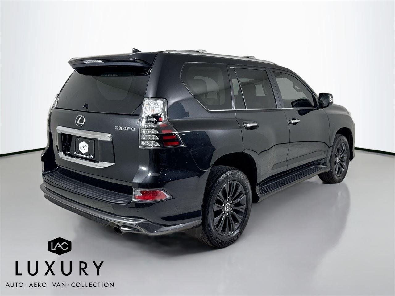 2023 Lexus GX 460 Premium photo 3