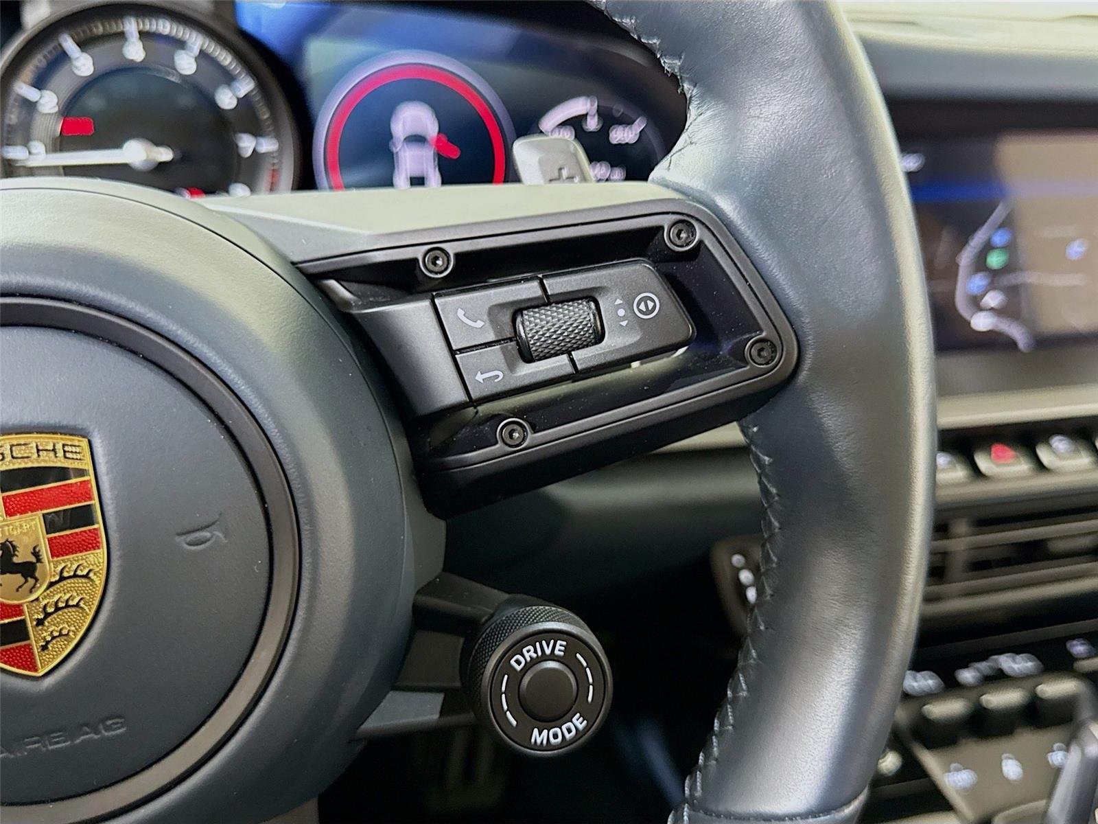 2023 Porsche 911 4S photo 21