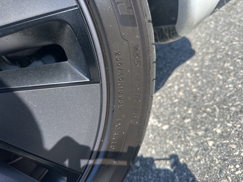2025 Tesla Model 3 Long Range photo 30