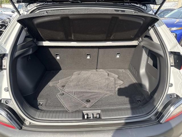 2023 Hyundai Kona SEL photo 4