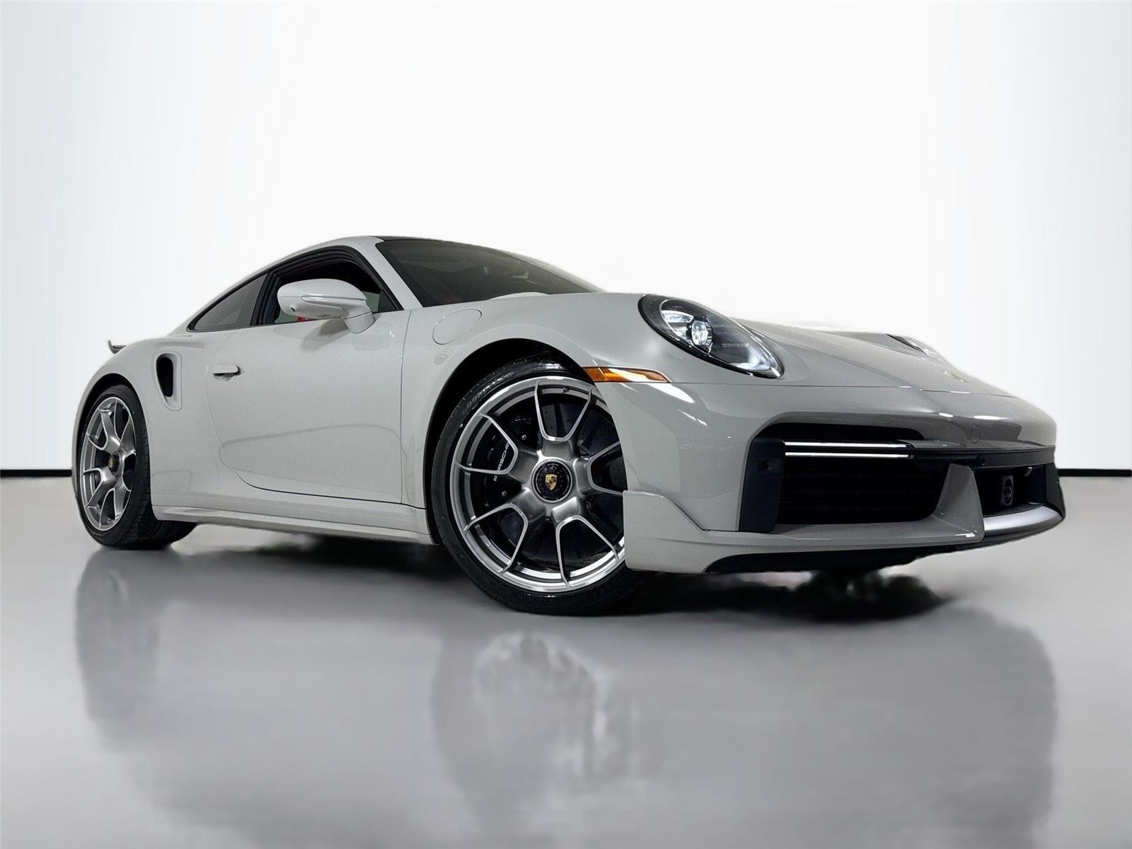 2025 Porsche 911 Turbo S photo 39