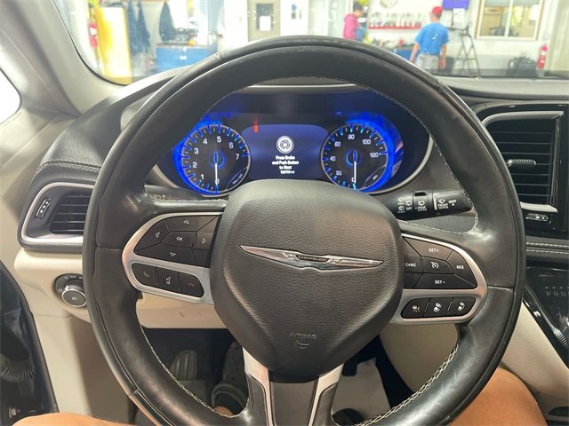 2022 Chrysler Pacifica Touring L photo 14