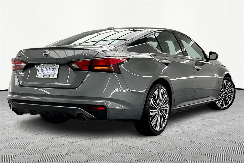2023 Nissan Altima 2.5 SL photo 2