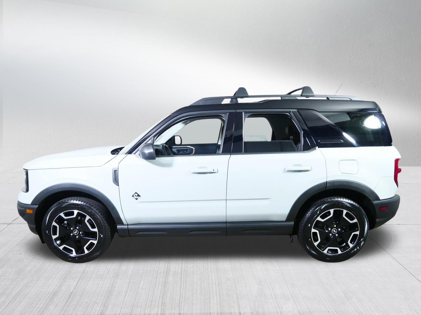 2021 Ford Bronco Sport Outer Banks photo 4