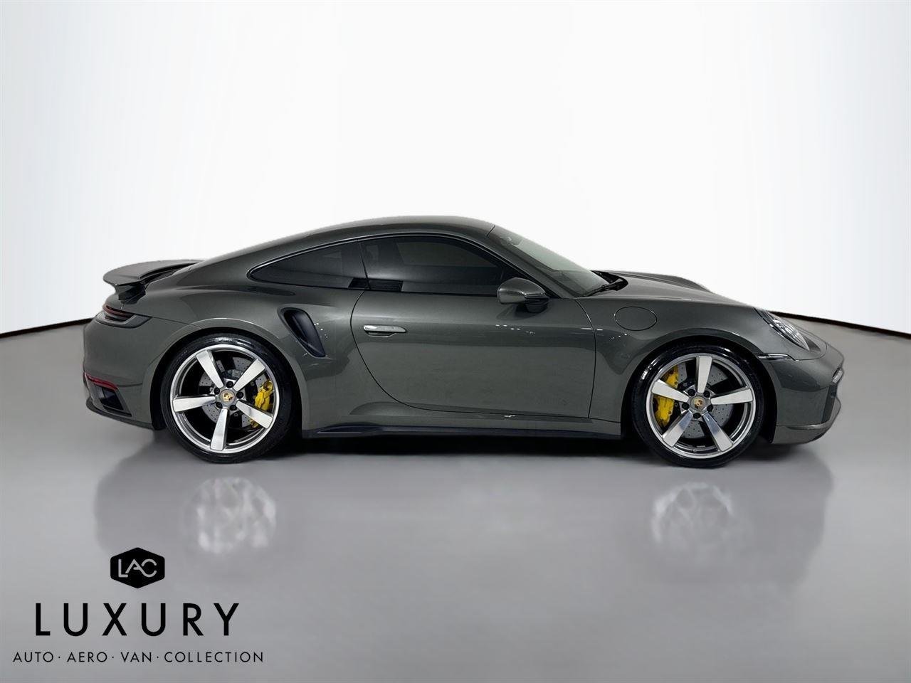 2024 Porsche 911 Turbo Sport Classic photo 3
