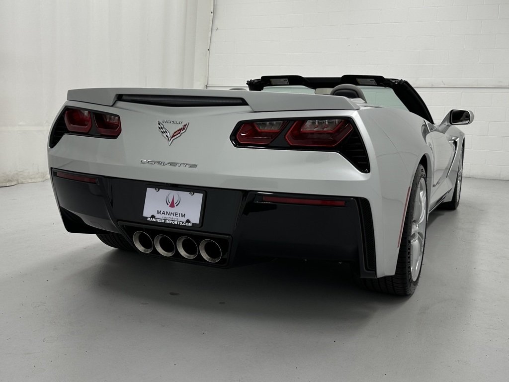 2016 Chevrolet Corvette 2LT photo 6