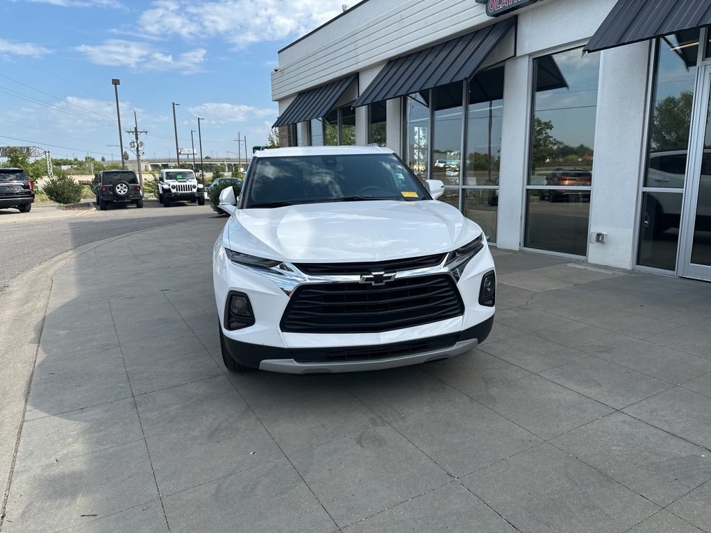 2022 Chevrolet Blazer 2LT photo 2