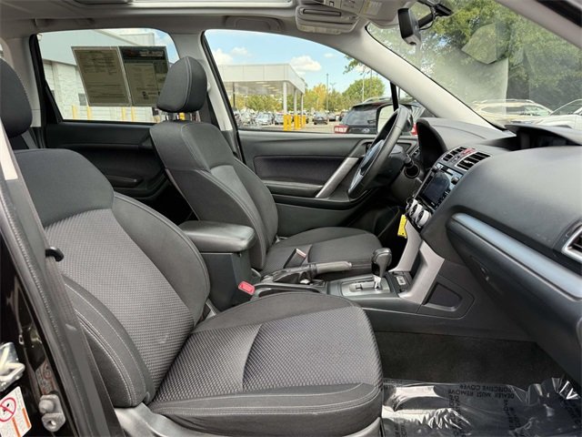 2018 Subaru Forester 2.5i Premium photo 16